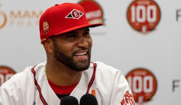 Albert Pujols Rompe Sequía y Lleva a los Leones del Escogido al Campeonato 17