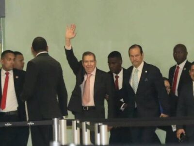 Edmundo González  llega a RD para fortalecer apoyo a la democracia en Venezuela