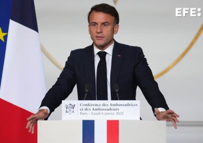 Emmanuel Macron acusa a Elon Musk de respaldar una «internacional reaccionaria» e interferir en elecciones internacionales