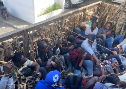 Ejército Dominicano detiene a 38 haitianos indocumentados en Santiago y Valverde