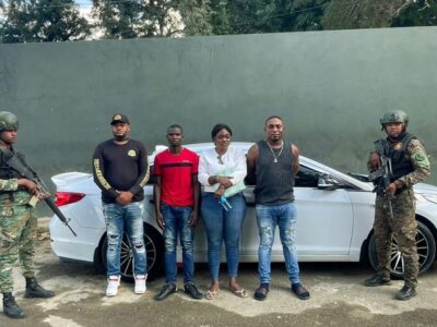 Ejército dominicano detiene a 34 haitianos indocumentados en Valverde