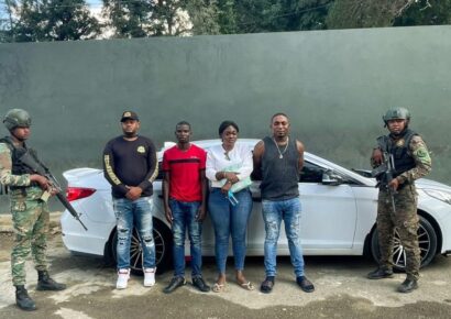 Ejército dominicano detiene a 34 haitianos indocumentados en Valverde