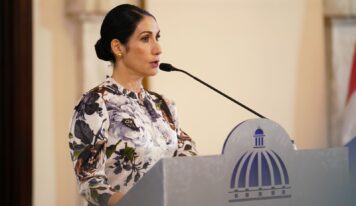 Raquel Arbaje presenta las memorias de su gestión 2020-2024 como primera dama