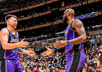 Luka Dončić y LeBron James enloquecen a los fanáticos con una jugada espectacular para el triple