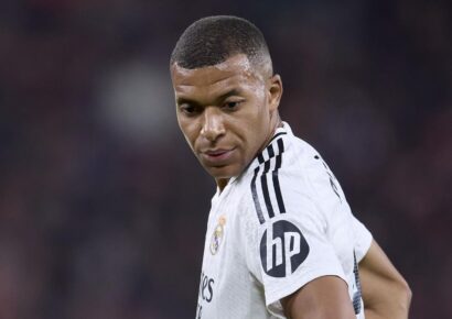 Mbappé se recupera de un problema dental y será titular en la semifinal de Copa del Rey contra la Real Sociedad