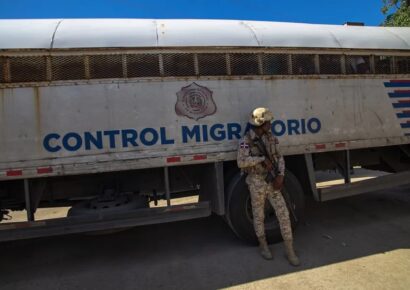 República Dominicana refuerza medidas de seguridad en la frontera con haití ante crisis creciente