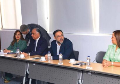 Propuesta de aumento salarial del 30% para el sector privado no sectorizado en 2025