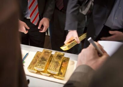 El precio del oro supera los 3.000 dólares por onza, marcando un récord histórico