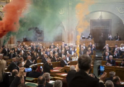 Hungría aprueba ley que prohíbe la marcha del Orgullo LGTBI