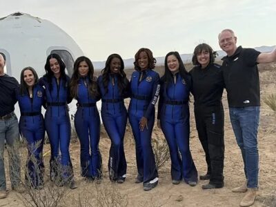 La nueva era espacial: Katy Perry forma parte de la primera misión solo de mujeres de Blue Origin