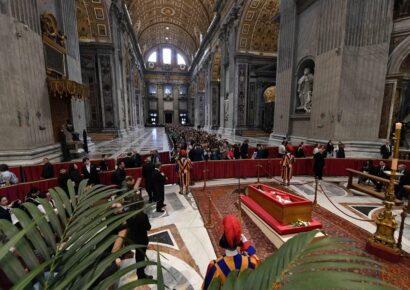 Último adiós al Papa Francisco: cortejo fúnebre recorrerá Roma