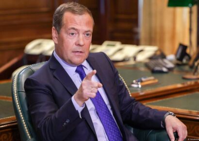 El expresidente ruso Dmitri Medvédev arremete contra líderes europeos y propone misiles como “tratamiento”