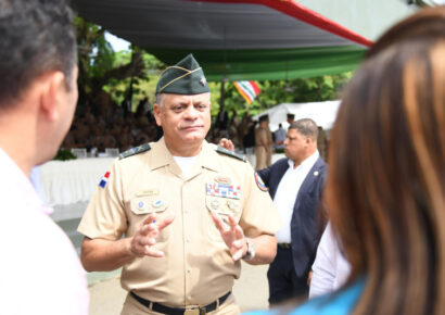 Ministro de Defensa Asegura que las Bandas Haitianas No Han Avanzado Hacia la Frontera con República Dominicana