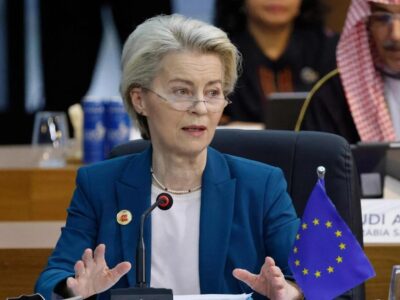 La UE congela sus aranceles a EE. UU. en un intento por reanudar las negociaciones con Trump