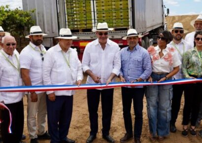 El Gobierno celebra el logro de 3,270 millones de dólares en exportaciones de uvas de mesa dominicanas en 2024