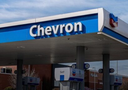 Chevron devuelve cargamentos de petróleo a Venezuela debido a restricciones de EE.UU.