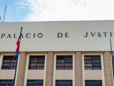 Fiscalía del DN continúa entrega de vehículos retirados del entorno del Jet Set, proceso se extenderá durante el fin de semana