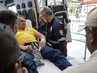 Hospitalizan de urgencia al expresidente Bolsonaro en el noreste de Brasil
