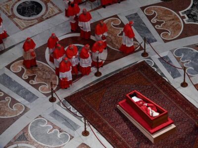 Despedida del Papa Francisco: Un ritual repleto de simbolismo y esperanza