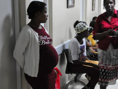 ​Amnistía Internacional exige a República Dominicana detener expulsiones colectivas y derogar protocolo que vincula salud con deportación