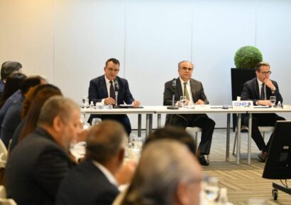 JCE presenta avances del proyecto de nueva cédula a CONEP y ANJE