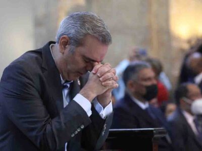 Presidente Abinader viajará a Roma para asistir al funeral del papa Francisco