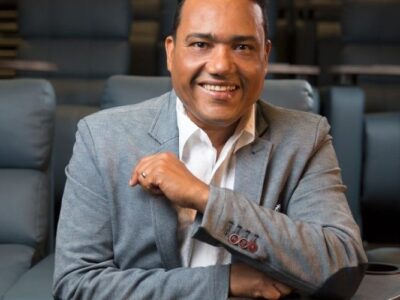 Miguel Céspedes transforma su admiración en música con tributo a Anthony Ríos