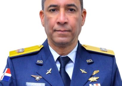 Ministro de Defensa designa al general de brigada Jonás Reynoso Barrera como director ejecutivo de la Dirección Nacional Antiterrorista