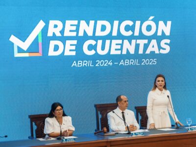 Carolina Mejía exhibe logros durante su quinta rendición de cuentas