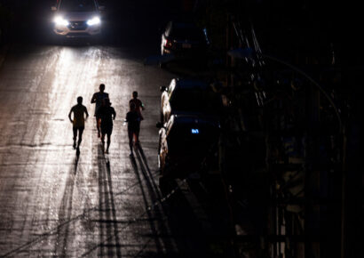 Puerto Rico a oscuras 1.4 millones sin luz y servicios esenciales paralizados