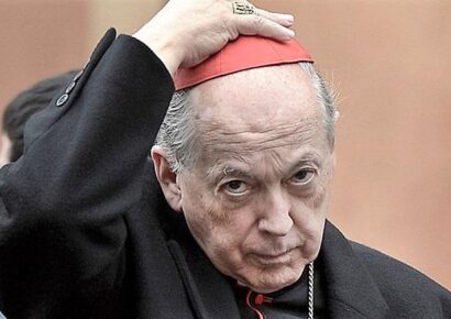 Cipriani, cardenal sancionado, desafía restricciones vaticanas al participar en congregaciones generales