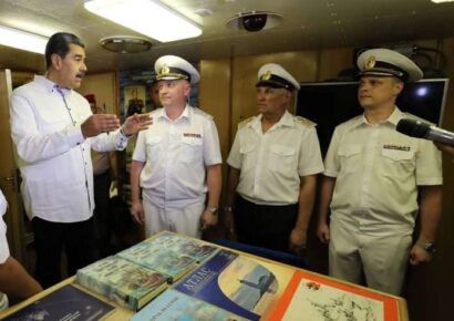 Maduro abre los mares de Venezuela a la cooperación con Rusia