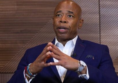 Alcalde de Nueva York Eric Adams a inmigrantes en Nueva York: “Vivan su vida sin temor a ICE”