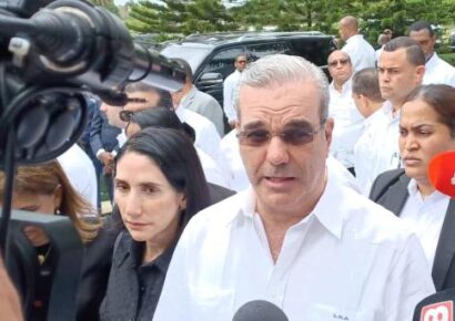 Abinader asistirá a misa en Haina en memoria de víctimas del derrumbe en Jet Set