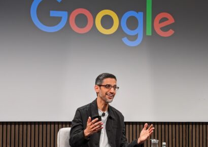 El CEO de Google, Sundar Pichai: La inteligencia artificial ya no solo piensa ahora se perfecciona a sí misma