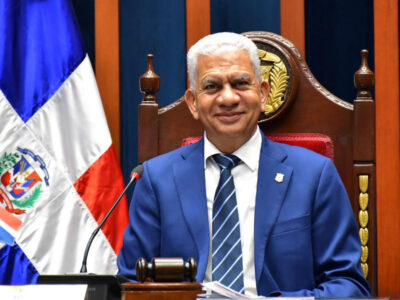 Presidente del Senado garantiza que proyecto sobre libertad de expresión no pondrá en peligro la democracia