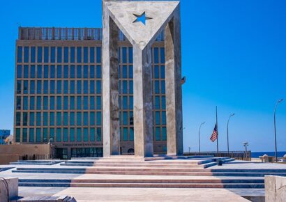 Cuba ofrece alquiler de su Tribuna Antiimperialista por hasta 230 dólares al día