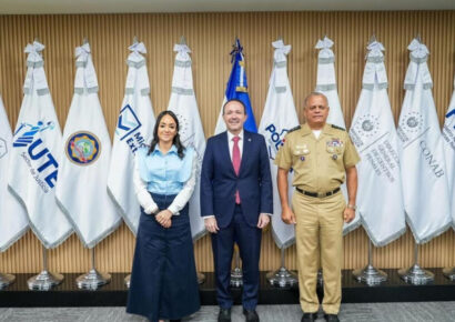 Faride Raful y ministro de Defensa visitan El Salvador para conocer su modelo de seguridad y estrategias