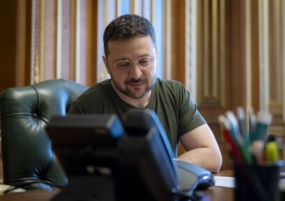 Zelenski propone tregua de 30 días a Rusia y lo comunica al papa León XIV