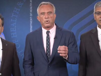 Robert F. Kennedy Jr. anuncia que vacuna contra Covid-19 ya no será rutinaria para niños y embarazadas sanas en EE.UU.