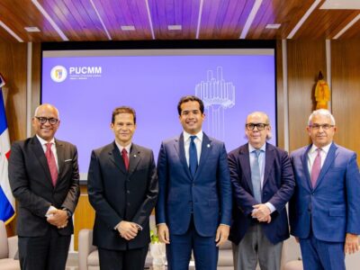 Omar Fernández lidera foro en Santiago para debatir reformas al sistema judicial dominicano