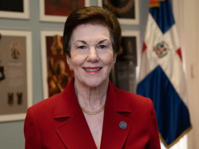 Sonia Guzmán llama a elegir con responsabilidad en las próximas votaciones del Consejo Estratégico de Santiago