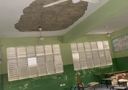 Trasladan estudiantes del liceo Estado de Israel por fallas en infraestructura escolar