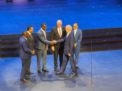 Abinader es distinguido en los Premios Juan Pablo Duarte 2025 como Personalidad Municipalista