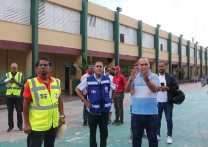 Infraestructura Escolar realiza levantamiento en escuelas afectadas por lluvias y dispone soluciones pluviales inmediatas