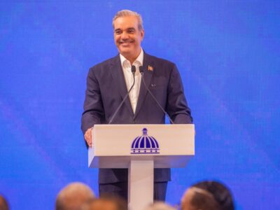 Presidente Luis Abinader Reconoce la Heroica Labor de Rescatistas en San Cristóbal