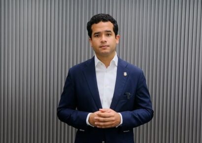 Omar Fernández agradece respaldo como posible presidenciable, pero reafirma su enfoque en la senaduría del Distrito Nacional