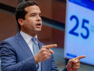 Omar Fernández dice que por encima de las encuestas están los valores familiares y que su padre siempre estará primero