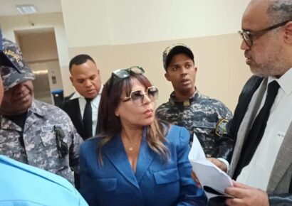 Fiscalía de La Altagracia se deslinda de arresto de viuda de Merle Wayne Fuller y deja sin efecto orden judicial