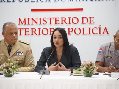 Ministra Faride Raful lidera plan regional junto a la OEA para combatir el tráfico ilícito de armas en Centroamérica y República Dominicana